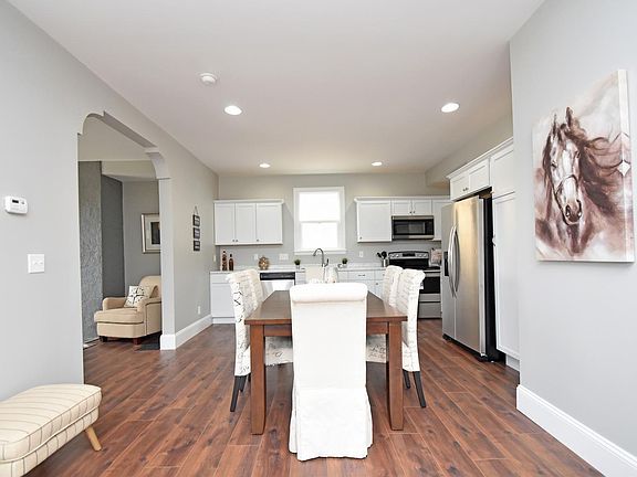 5th image of 659 Prytania Ave