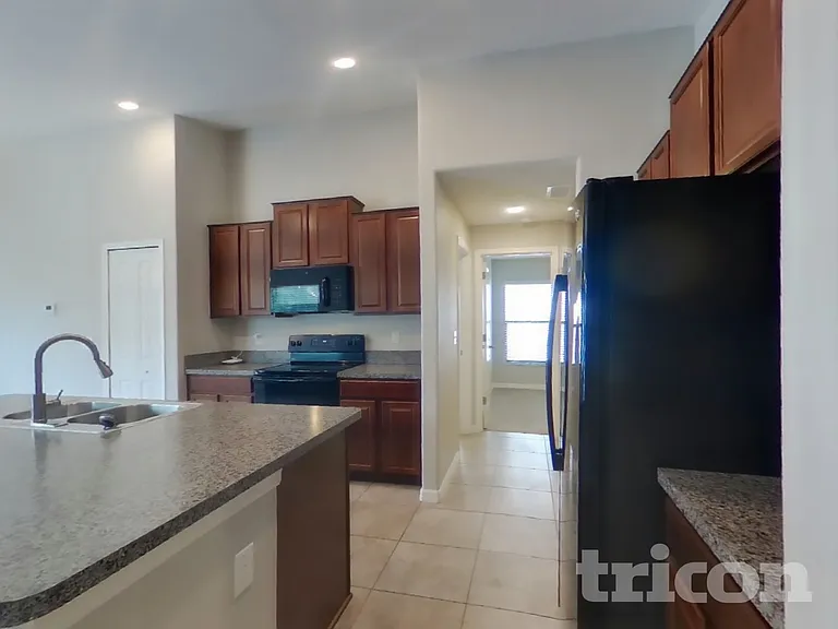 10129 Carloway Hills Dr — Photo 4