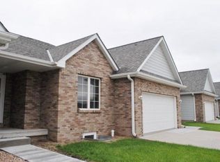 907 Madden Rd, Hastings, NE 68901