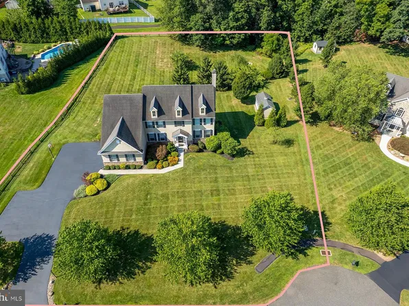 962 Hampton Rd, Collegeville, PA 19426