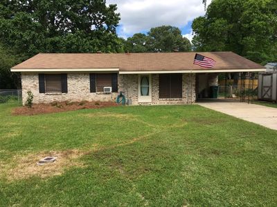 202 Elizabeth Ave, Petal, MS, 39465