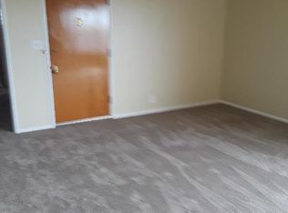 5317 W Slauson Ave, Los Angeles, CA 90056