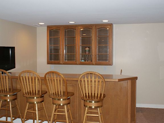 2nd image of 5721 Clover Ln