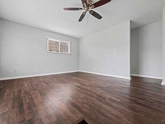 5th image of 1171 Denice St