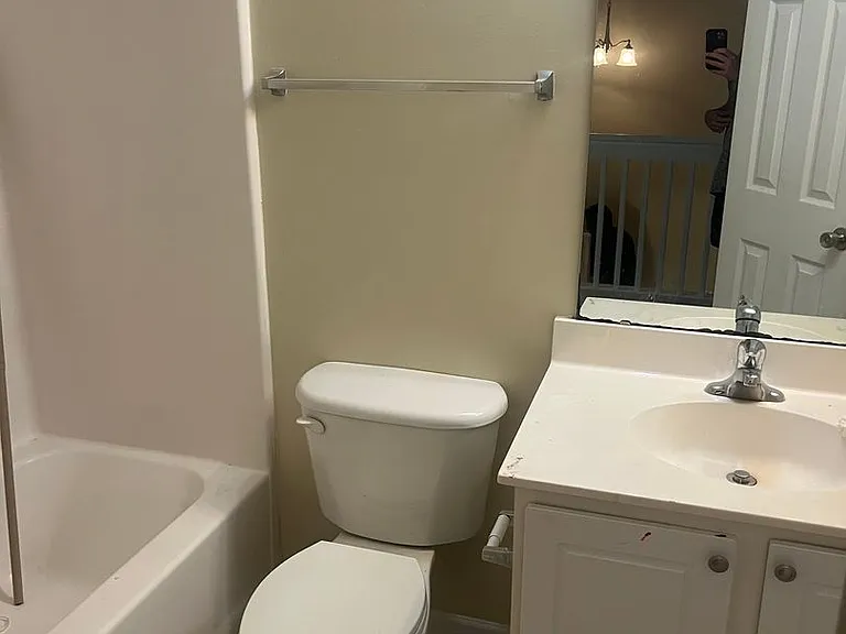 7940 Shadow Oak Dr — Photo 12