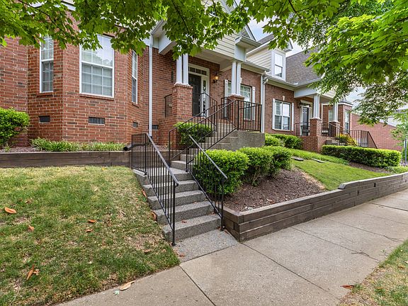 2nd image of 1316 Decatur Cir
