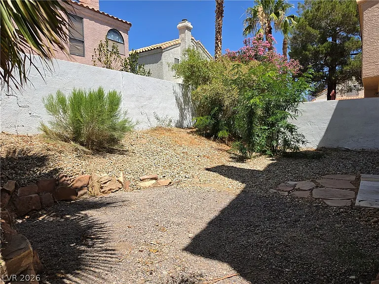 2809 Swallow Point Cir — Photo 31