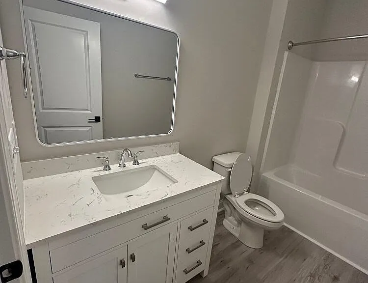 2100 N Kali Ln #B — Photo 11