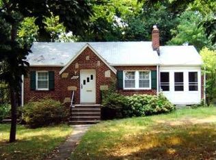 6806 Beldord Dr, Takoma Park, MD 20912