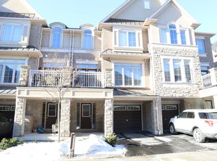 2435 Greenwich Dr #39, Oakville, ON L6M 0S4