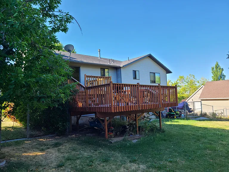 1555 E Antelope Dr — Photo 4