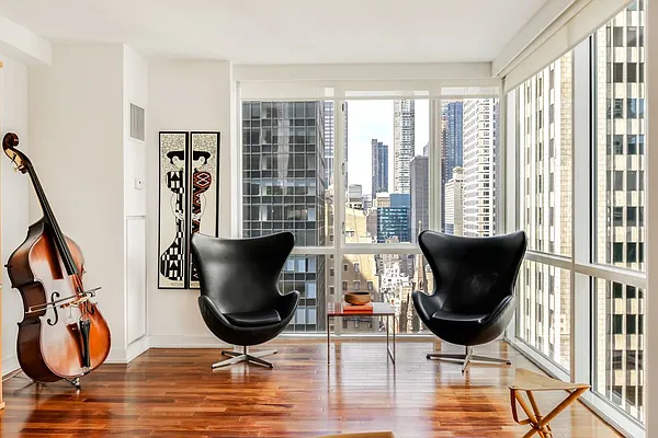 Rented by Compass | media 6