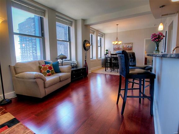 4th image of 314 N Broadway Ave #1407