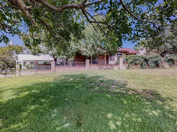 4th image of 7624 Eagle Rock Ave NE