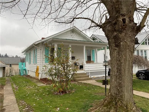 484 Bridge St, Waynesburg, PA 15370