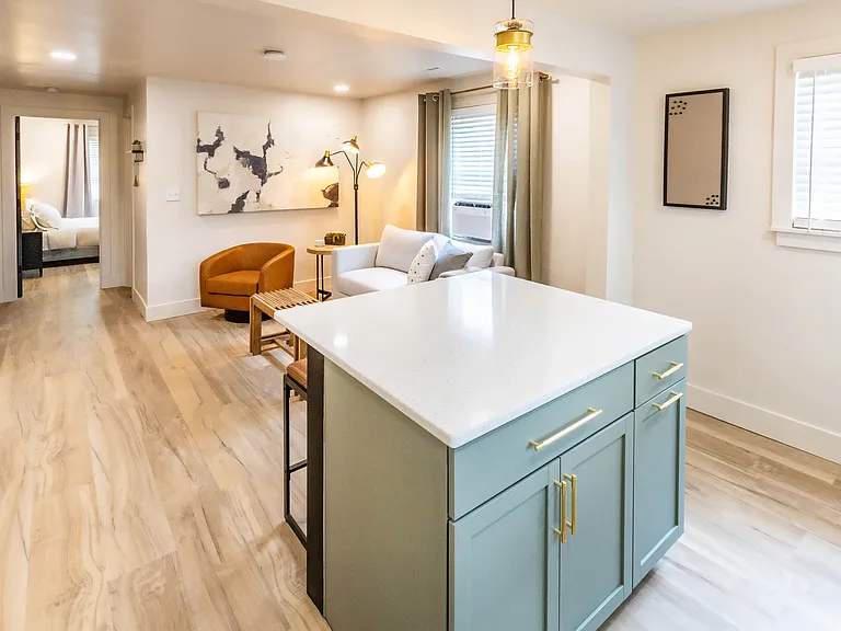 240 N 24th St #2 — Photo 6