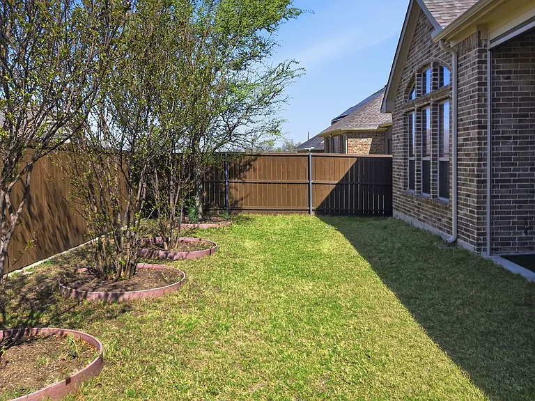 104 Autumn Sage Dr — Photo 43