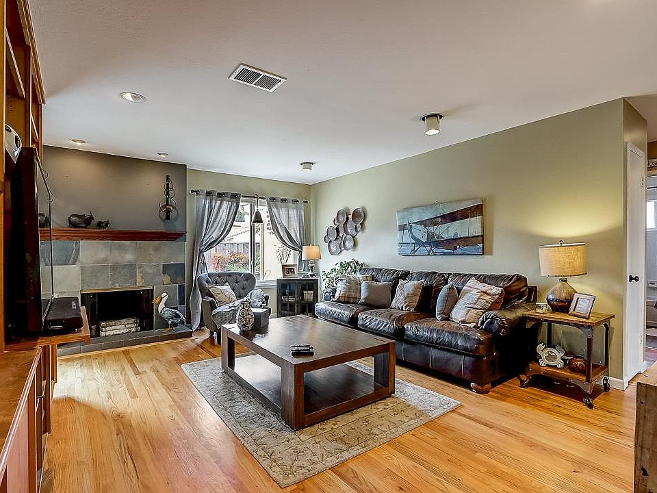 1st image of 5927 Shawcroft Dr