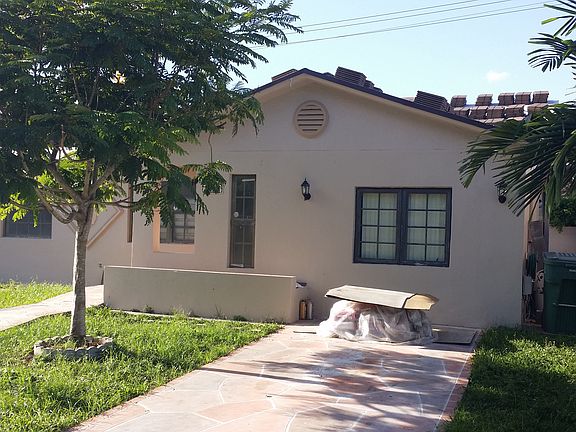 3rd image of 10139 NW 129th Ter