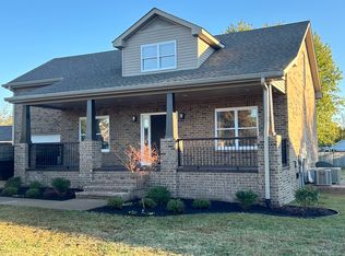 320 Princeton Dr, Lebanon, TN 37087