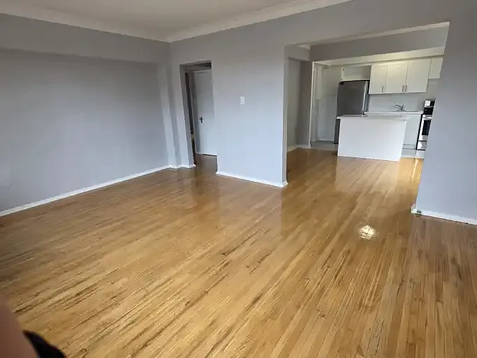 2 bed, 1.0 bath, 760 sqft, $2,475 — Photo 3