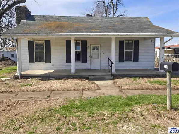 210 N Lessie St, Worthington, IN 47471