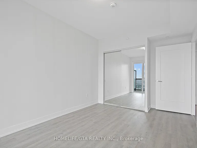 30 Inn On The Park Dr #2408 — Photo 16
