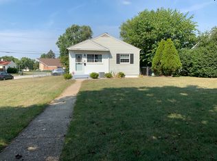 2401 Rockne Dr, South Bend, IN