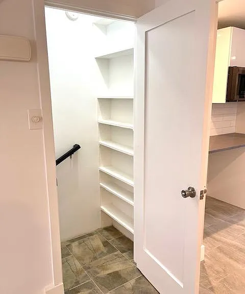 2552 S Sartain St — Photo 12