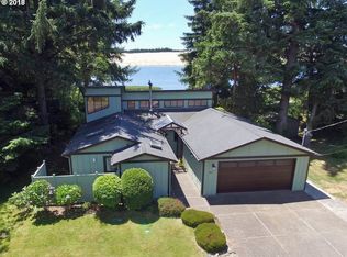 958 1st St, Florence, OR 97439