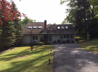 1 Eagles Nest Dr, Sherman, CT 06784