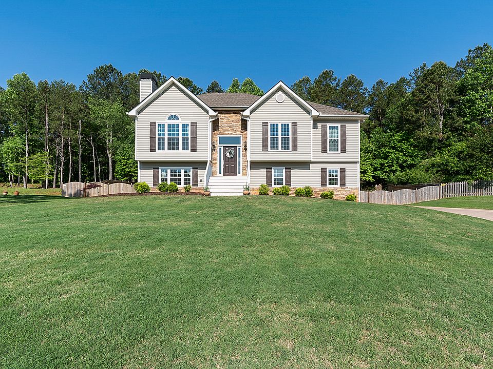 1st image of 305 Brynbrooke Ct