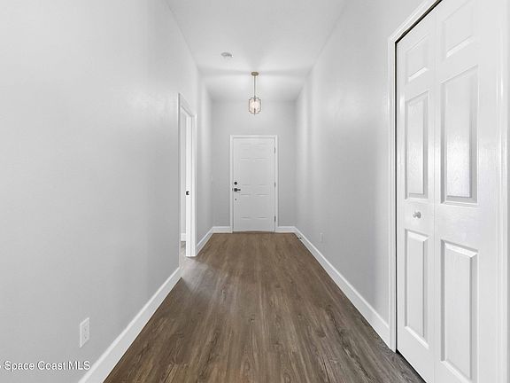 4th image of 4094 Wilkes Dr