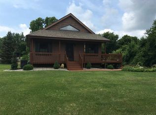 3555 E Bellefontaine Rd, Hamilton, IN 46742