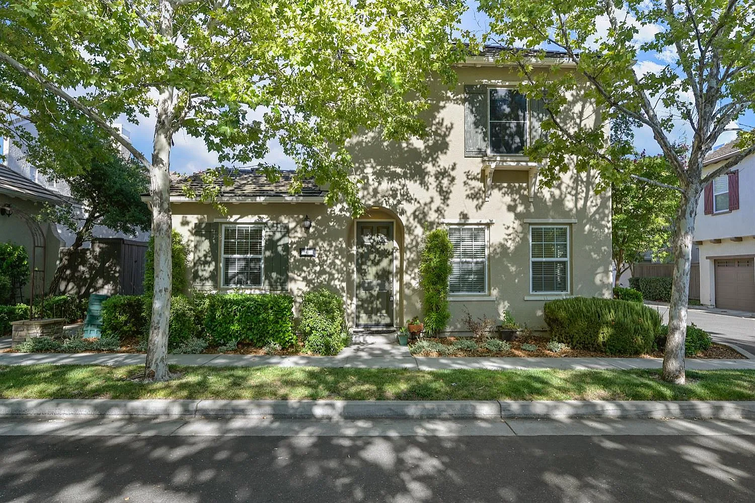 6 Villa Gardens Ct #6 photo 1