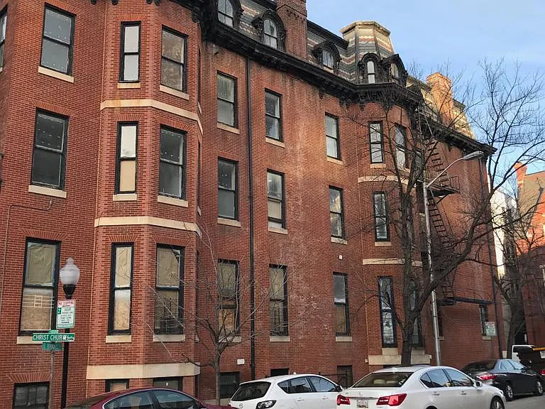 1200 Saint Paul St — Photo 5
