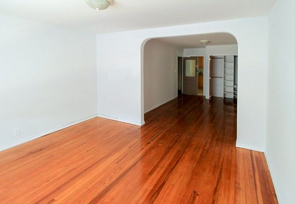 3rd image of 4605 30th Ave Bsmt 2