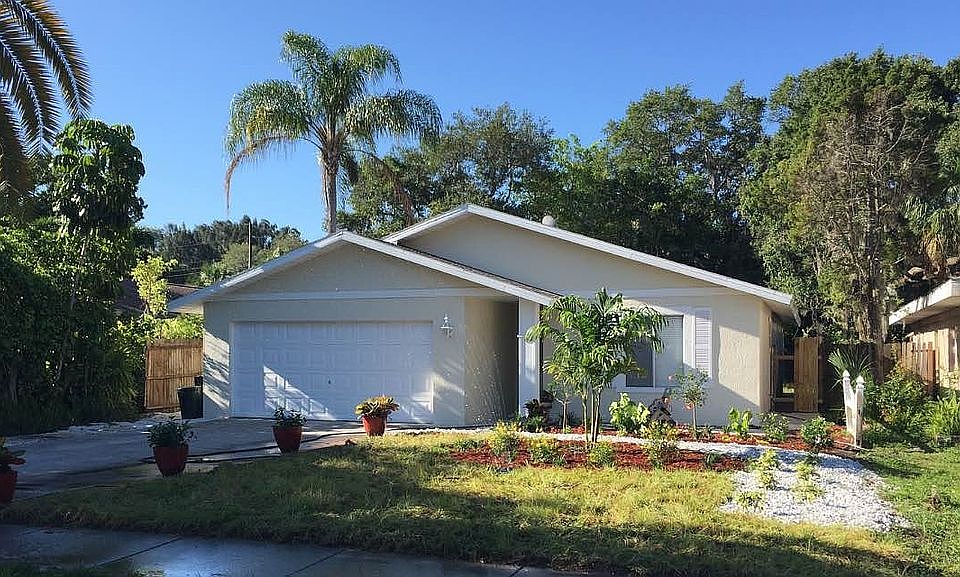 1st image of 1040 Groveland Ave