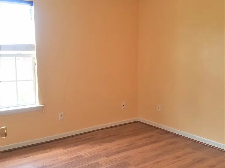4532 Country Glen Cir — Photo 13