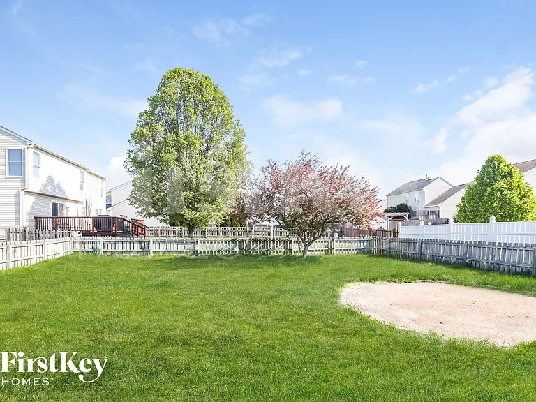 7104 Winchester Crossing Blvd — Photo 16