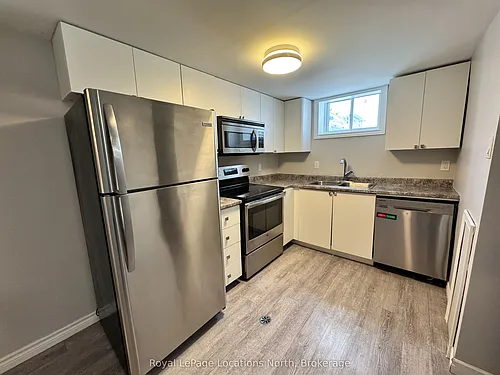 60 Gibbard Cres Photo 1