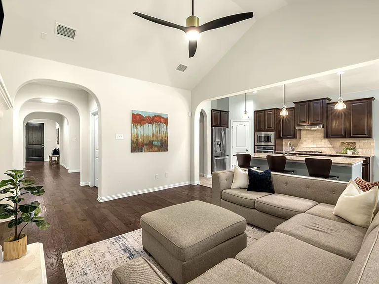 900 Sonoma Dr — Photo 6