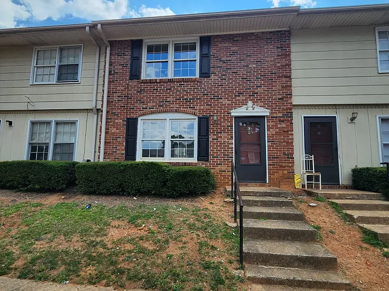 6526 White Horse Rd #4C — Photo 3