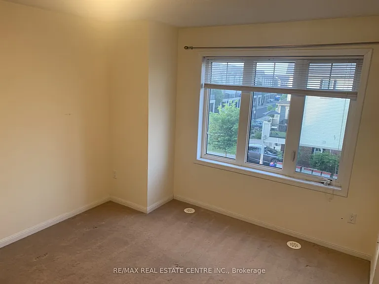 6020 Derry Rd #4 — Photo 10