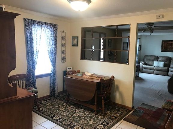 5th image of 15219 Taylor St NE