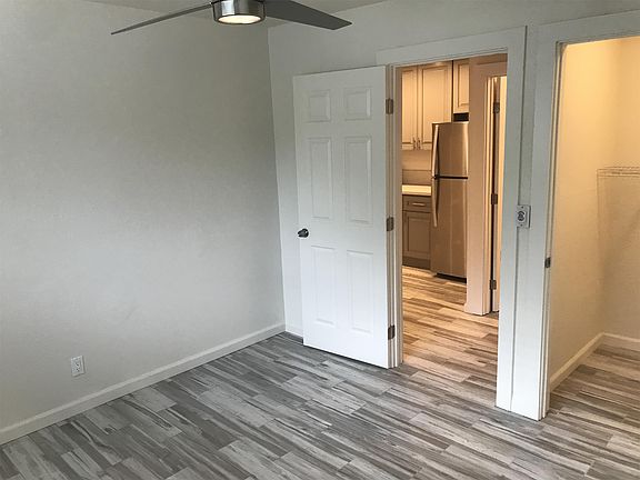 3rd image of 620 5th St APT 2