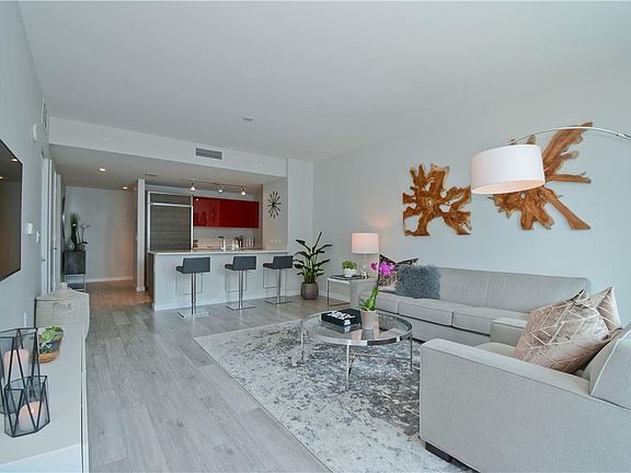 4th image of 1100 S Miami Ave #1402