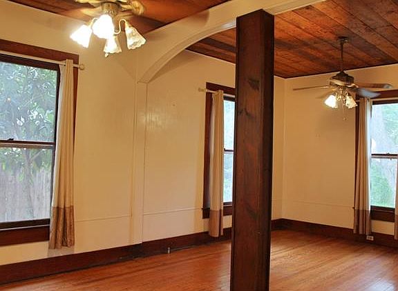 4th image of 705 Gresham St