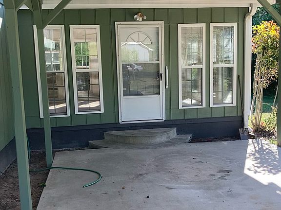 2nd image of 506 McClure Cir