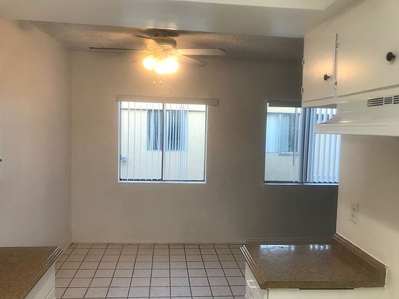 4th image of 1224 W 107th St APT 8